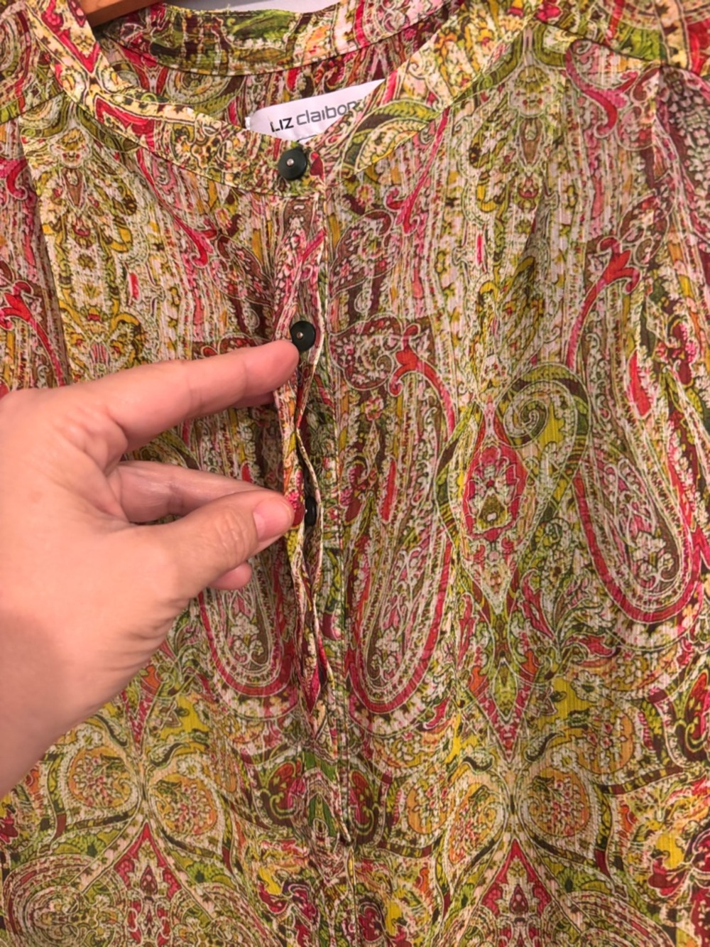 Liz Claiborne sleeveless semi sheer paisley-print top with camisole - Picture 4 of 8